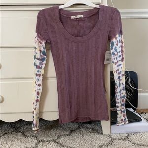 Long sleeve swoop neck